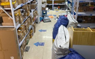 菏泽洪泽路百世快递仓库怎么了？