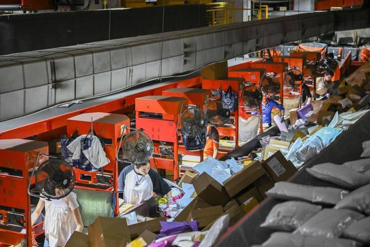 义乌国际商城百世快递点有何特别之处？-第3张图片-智迈物流科技网