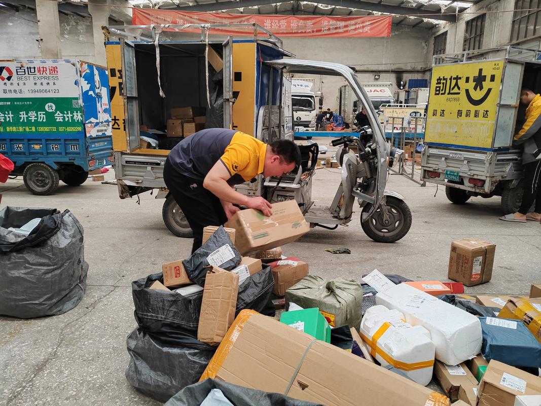 百世汇通胶南快递员服务怎么样？-第1张图片-智迈物流科技网