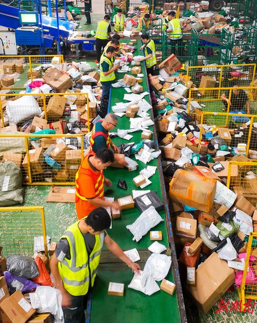 百世汇通泰州分拨怎么了?-第1张图片-智迈物流科技网 百世汇通泰州分拨怎么了?-第1张图片-智迈物流科技网