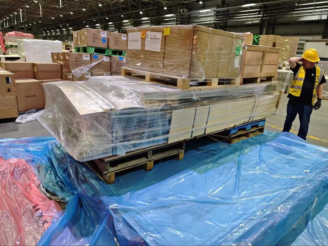 百世汇通浦东机场快递-第1张图片-智迈物流科技网